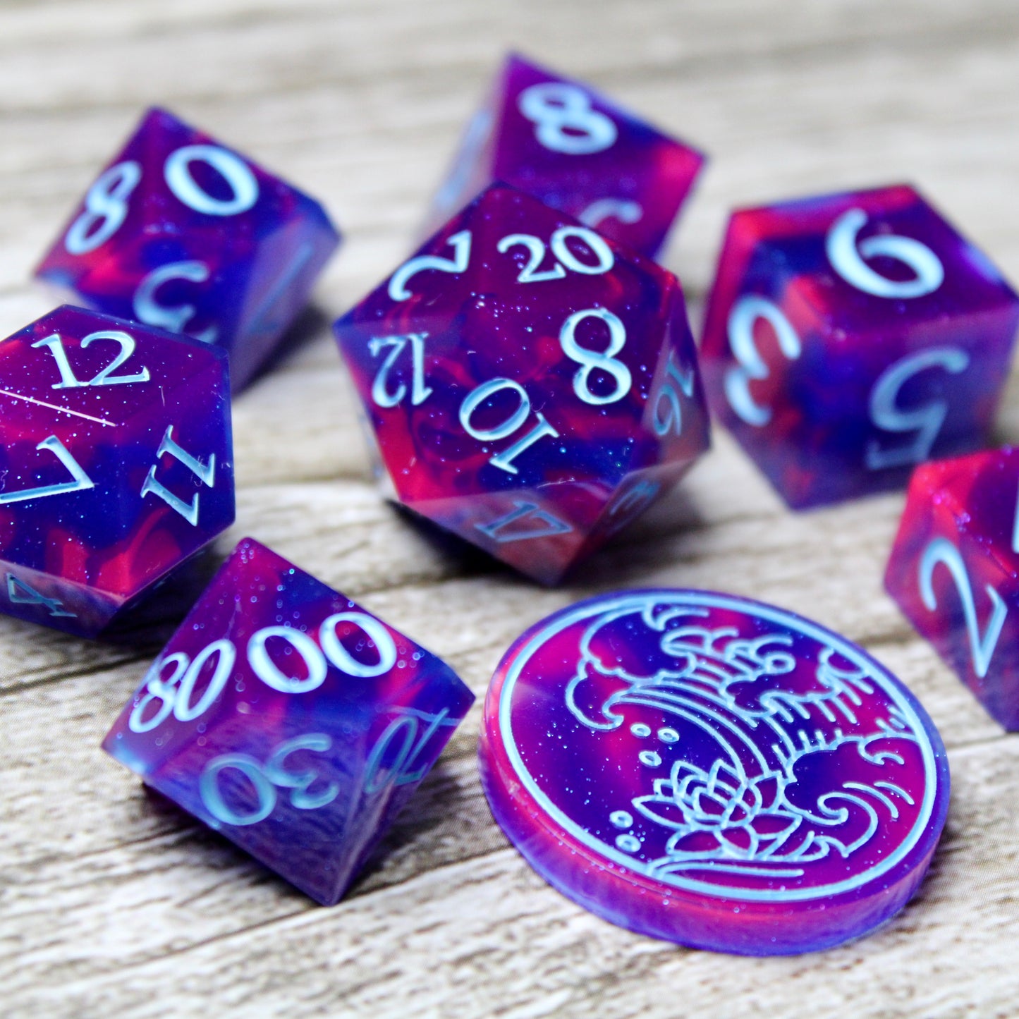 Vaporwave Sharp Edge Dice Set