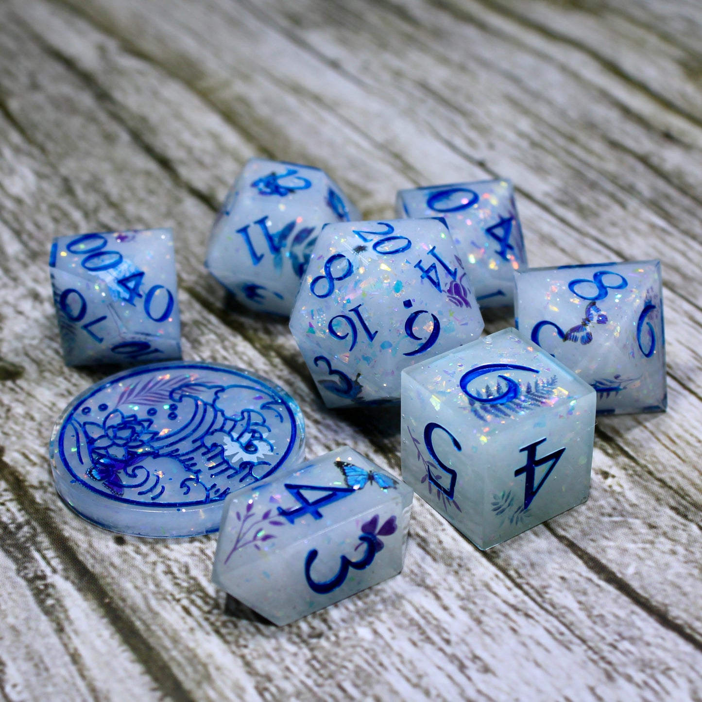 Blue Graphic Flowers Dice Set