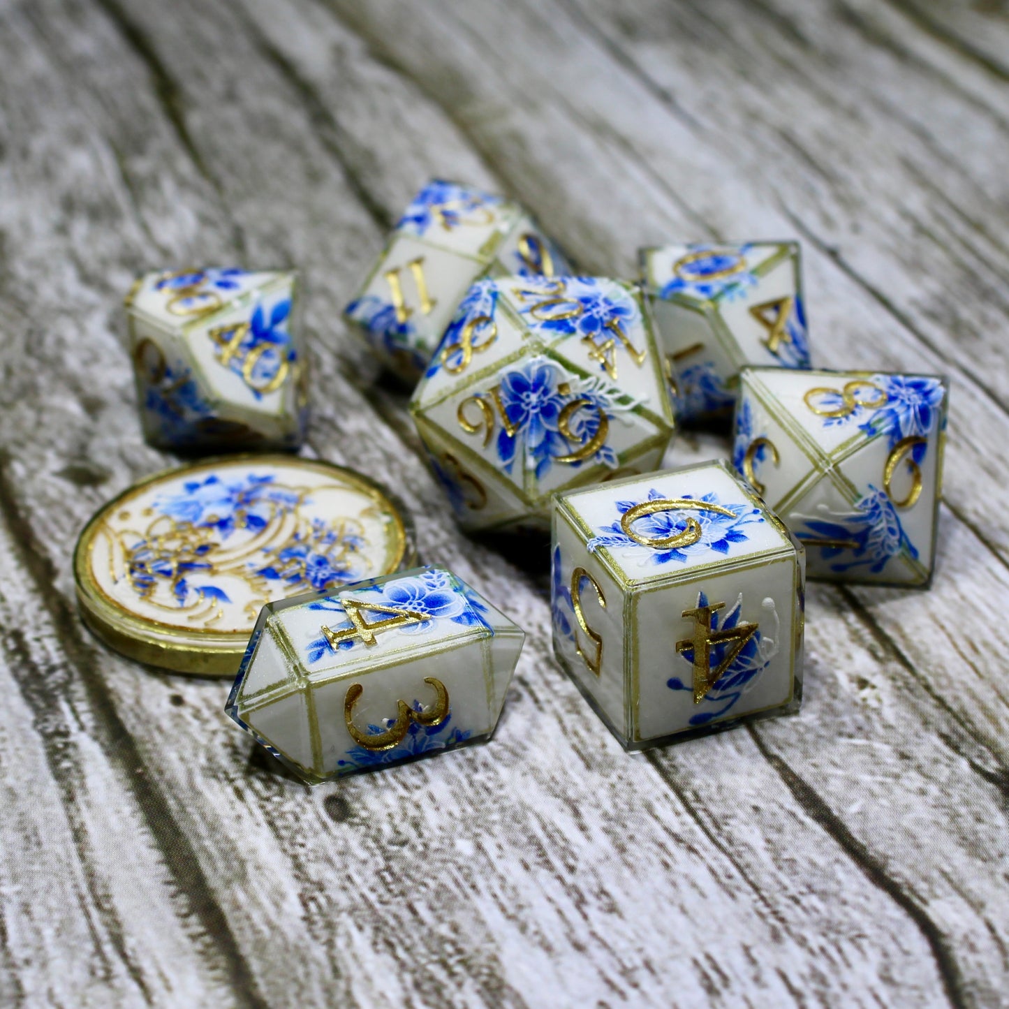 Porcelain Pattern Dice Set